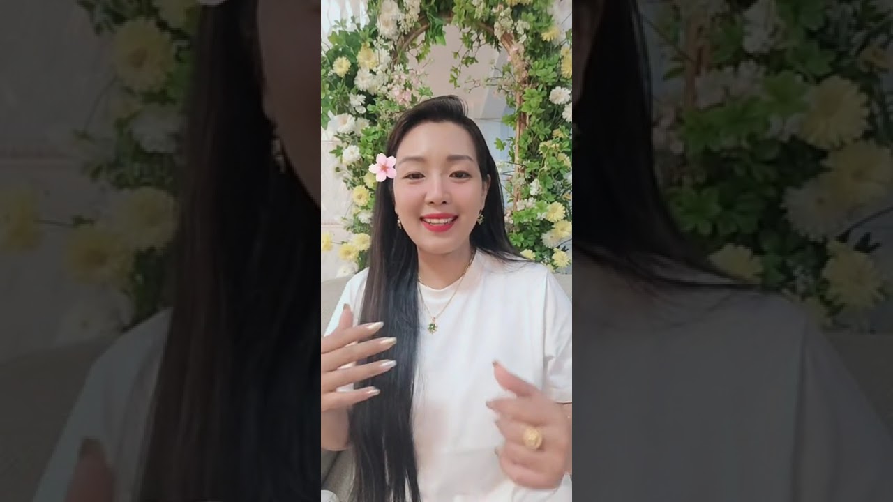 ပညာဒါန lives ပေါင်းများစွာဖြင့် စိတ်ချမ်းသာပြီး ကြွယ်ဝချမ်းသာစေသော ဆရာမလေး 