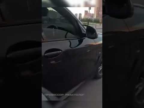 НАКАЗАНИЕ ЗА ВЫКИНУТЫЙ МУСОР ИЗ МАШИНЫ #авто #automobile #юмор #прикол #карма #мото