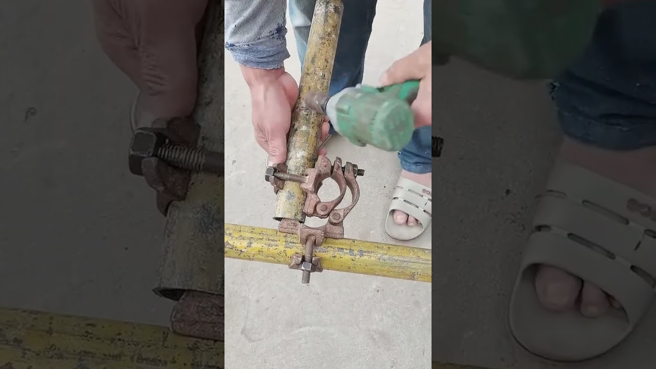 Steel pipe scaffolding horizontal fixing process