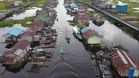SEA TODAY TV - ONE OF A KIND FLOATING CINEMA, MUARA ENGGELAM - BIOSKOP TERAPUNG