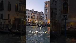 This is Venice at night… ✨