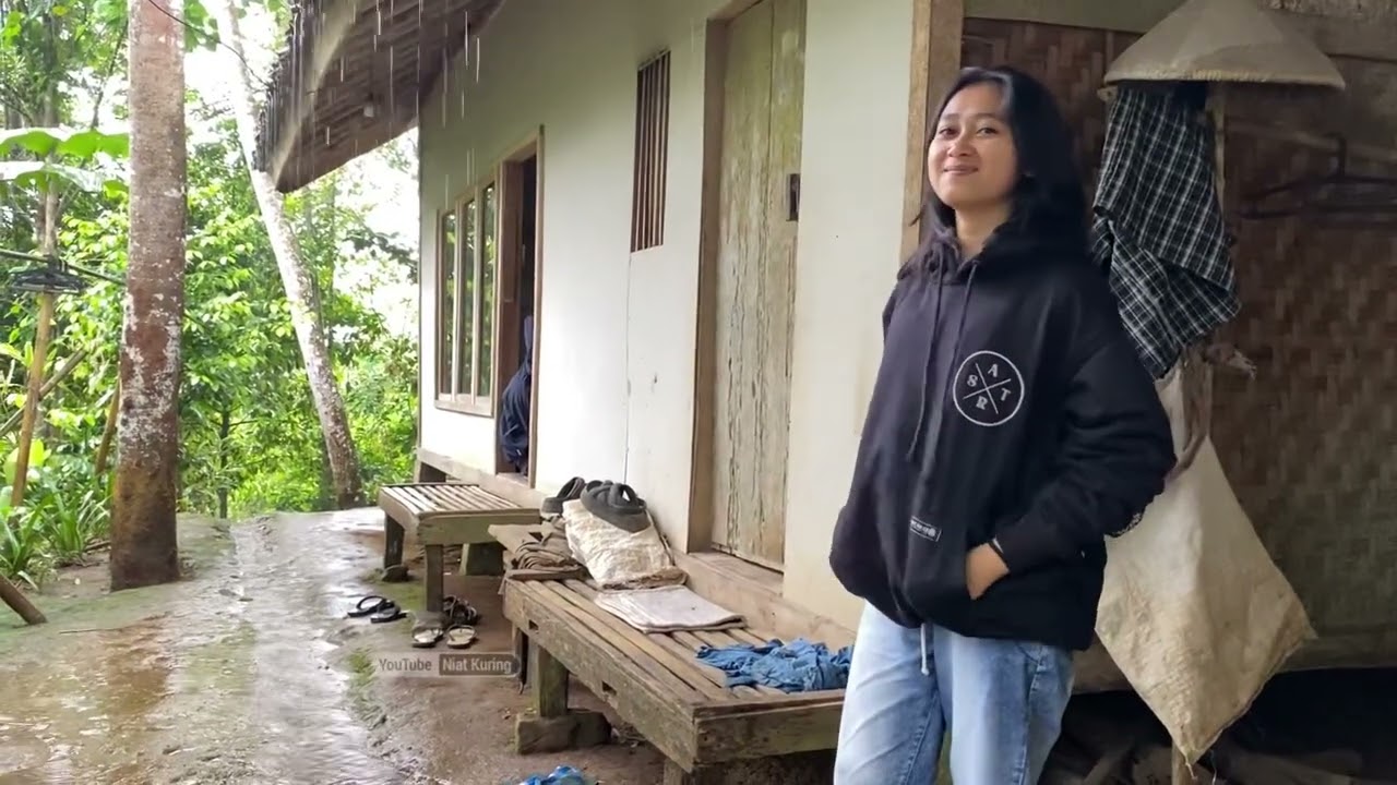 Tak Di Sangka., Tersimpan Mutiara Langka Di Kampung Yang Tenang. Suasana Sore Di Pedesaan Jawa Barat