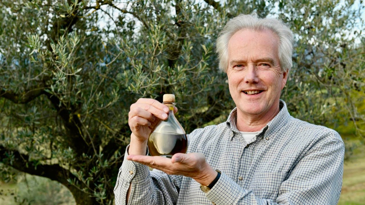 Pasta Grannies discovers how to taste and use extra virgin olive oil