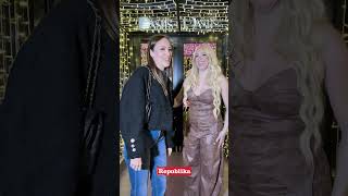 Aleksandra Prijović izljubila Milicu Todorović na proslavi 36. rođendana #aleksandraprijovic