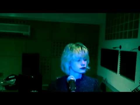 Crystal Castles - Kept