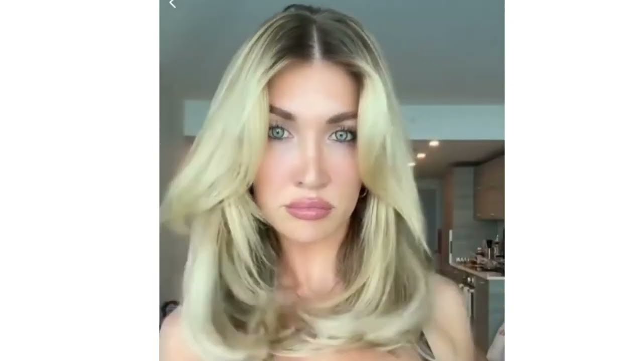 she's so pretty💖💖 i love her sm 