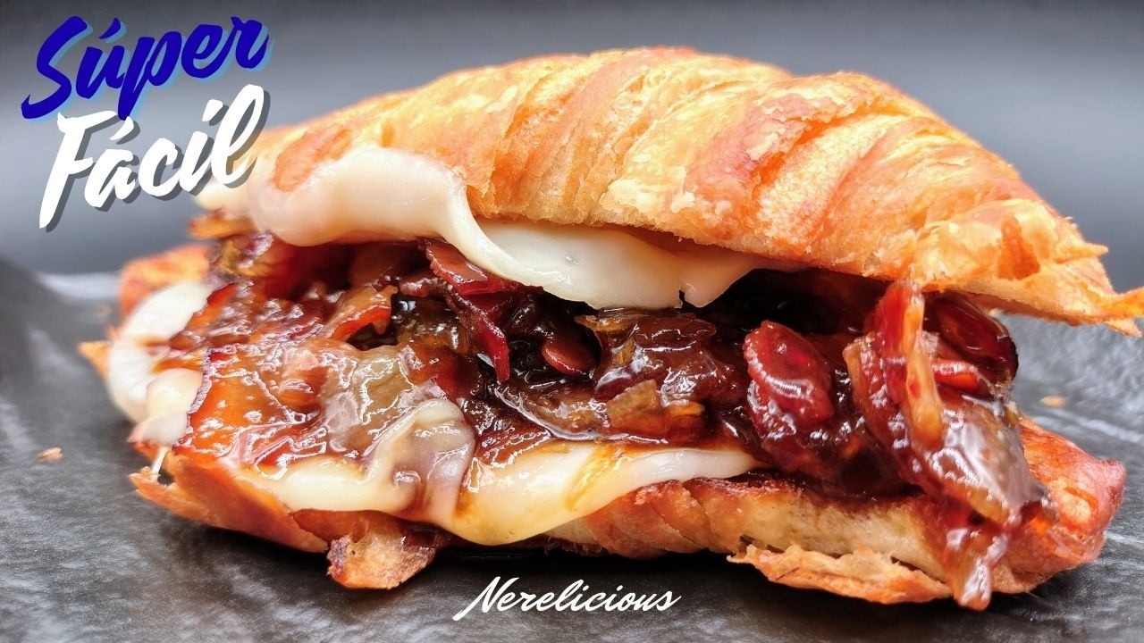Croissant Sandwich con Queso Provolone y Mermelada de Tocino | Irresistible y Fácil