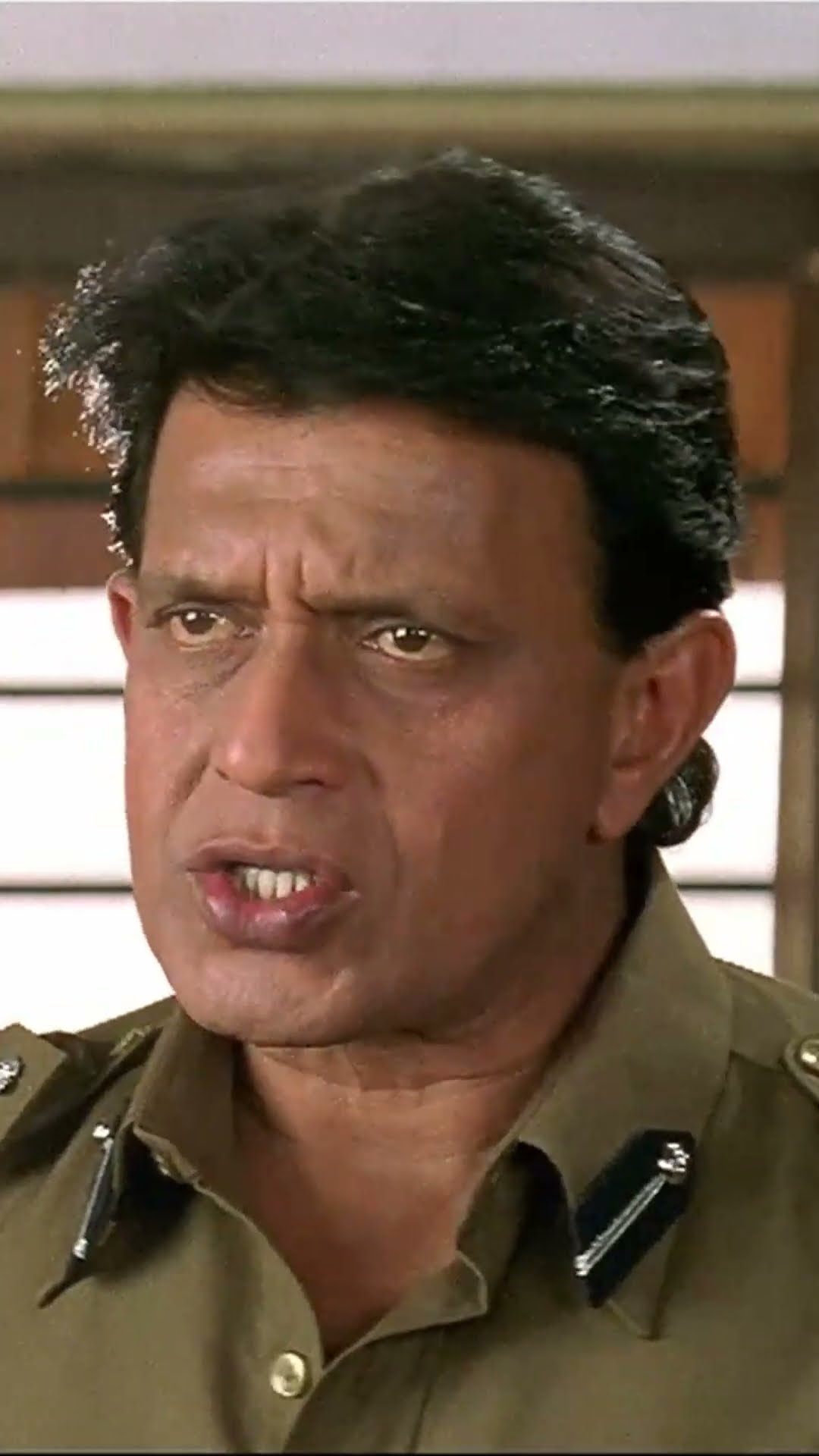 সবাইকে শোধরাবার সুযোগ দিই #yuddha #mithunchakraborty #jeet #bengalishorts #bengalimoviescene