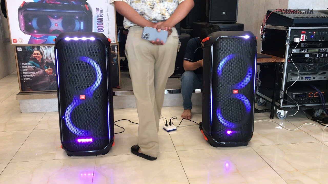 Two JBL PARTYBOX710 Connection - YouTube