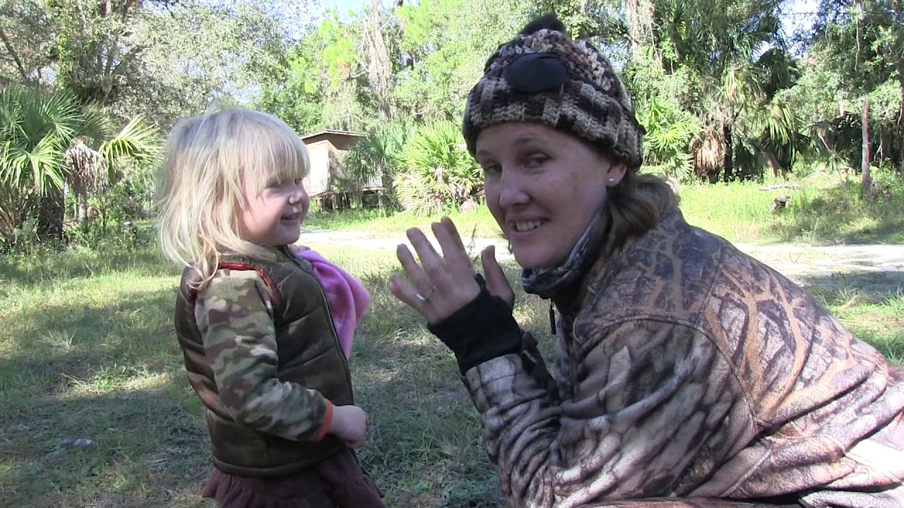 Hunting Deer With My Two Year Old Daughter In Florida Youtube 