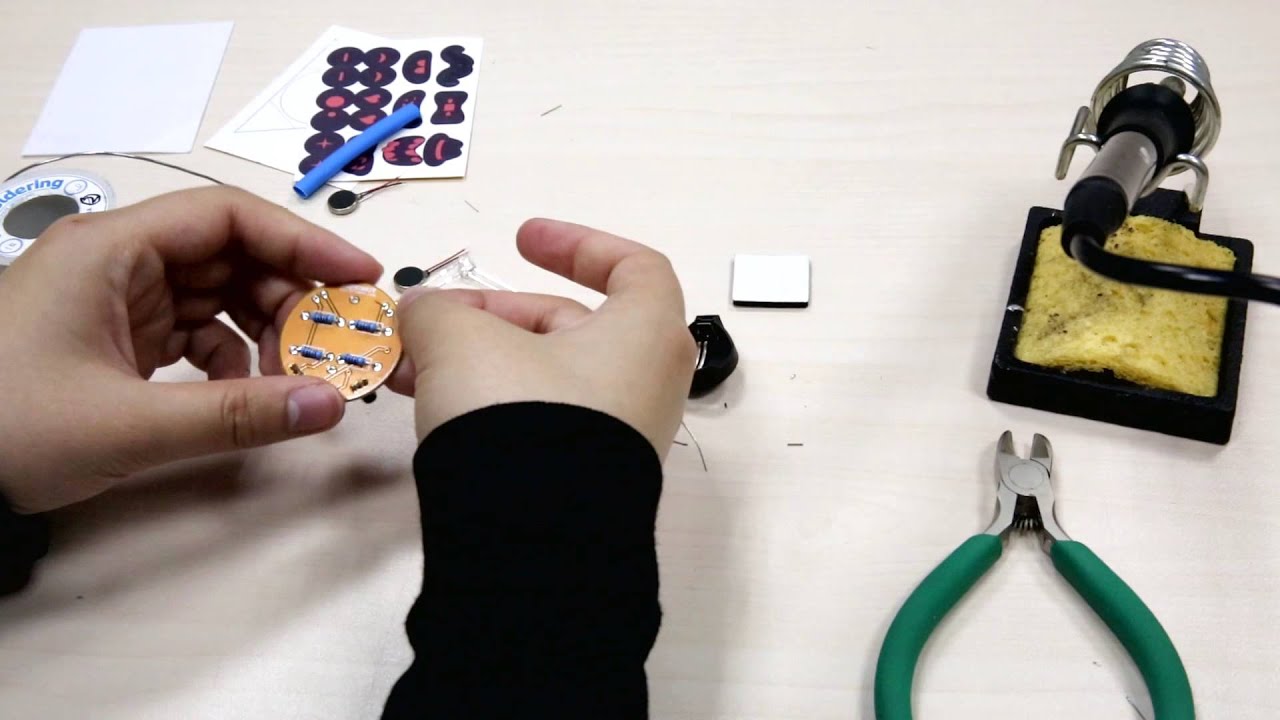 Making of 4Soldering Light Chaser Robot Kit YouTube