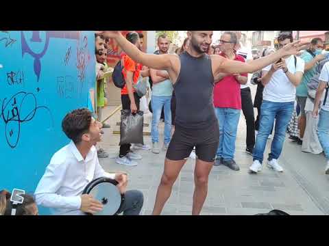 Lübnanlı Dansör Taksimi Fena Salladı #sercangider