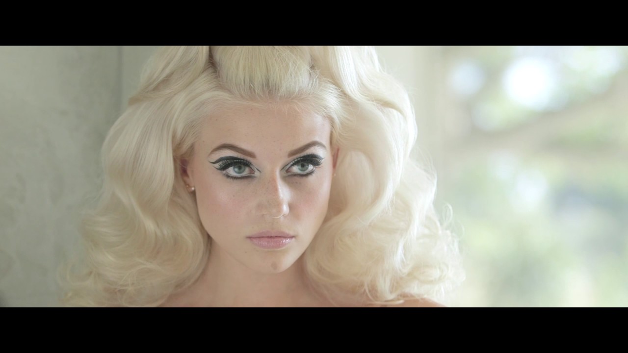 LA Woman MUD COSMETICS