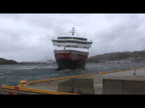 MS Nord Norge go to the Hurtigruten pier in Bodø