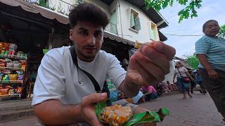 I Tried Laotian Street Food Tourists Don't Eat 🇱🇦
