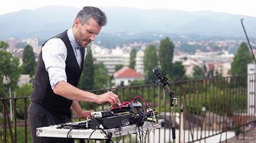 ELEVEN - DNA Traveller (live)