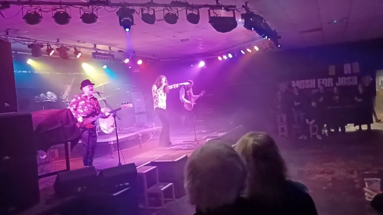 Lead Zeppeling (tribute to Zepp) Orileys Hull Dec 25