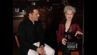 Cyndi Lauper talking with Isaac Mizrahi (2006)