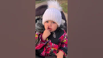 #shorts #козюлька в носу #коза #ой что это? 🤣🤭
