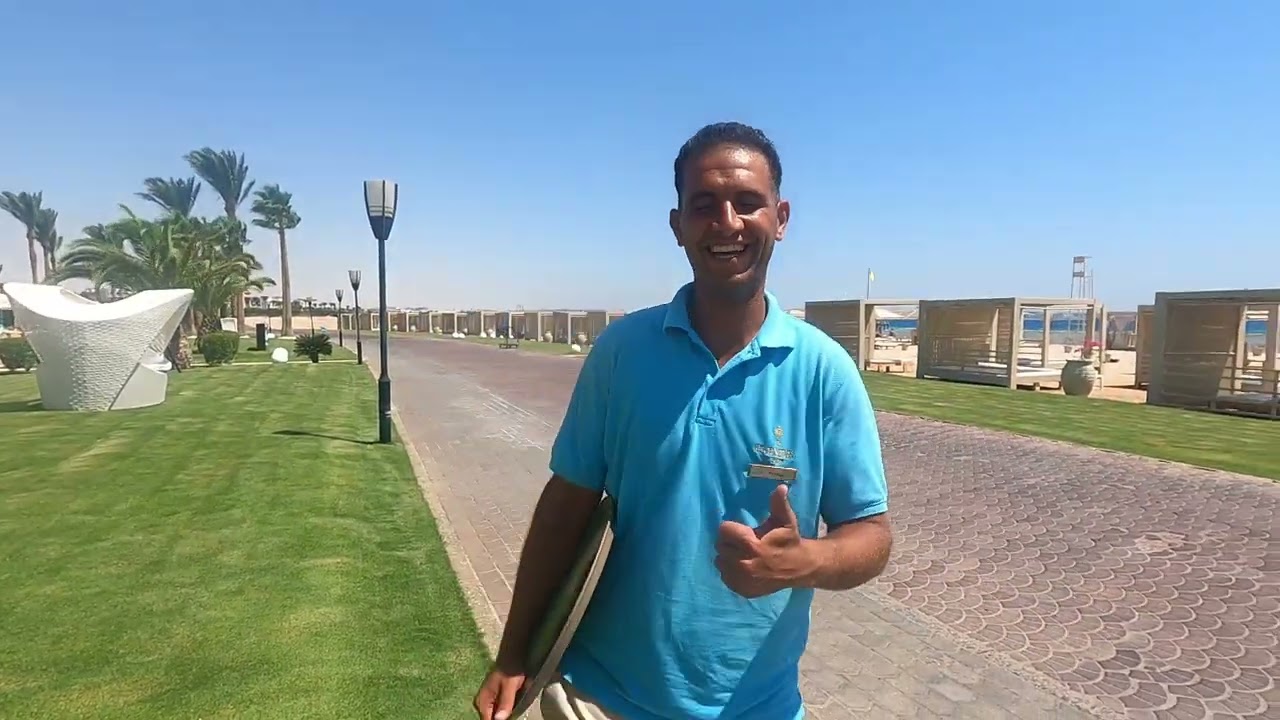 Pool bar area, Premier Le Reve Hurghada.....