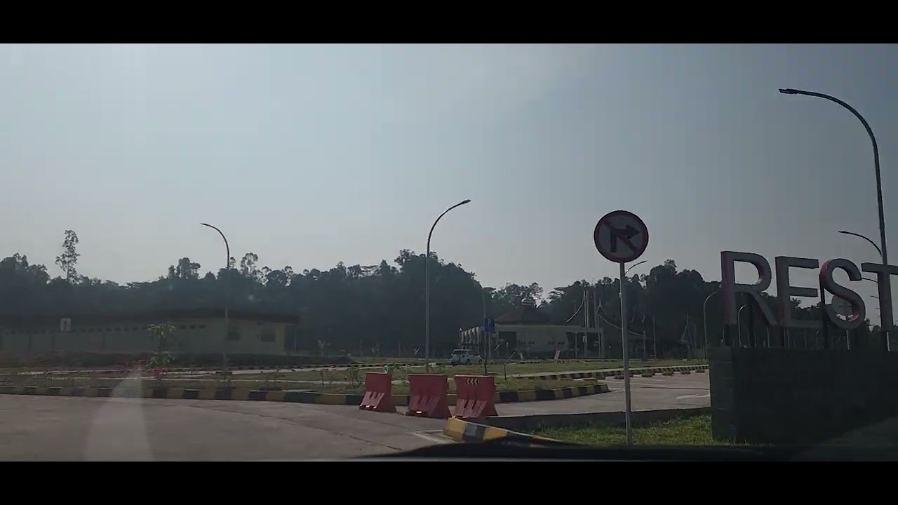 MENJAJAL TOL SICINCIN -KOTA PADANG....JALAN TOL Yang indah,layak di kunjungi 