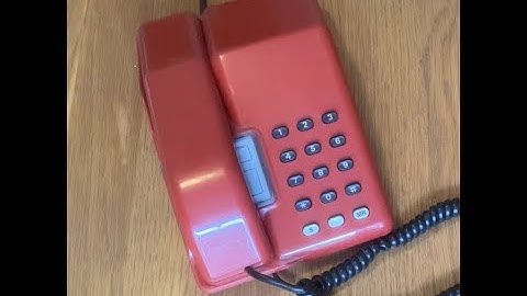 British Telecom 9525AR, Viscount 10 push button DTMF desk telephone; Red