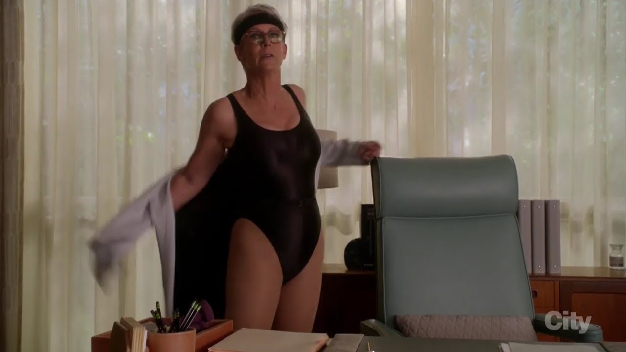 Jamie Lee Curtis Hot - Scream Queens.