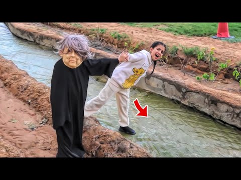 فيلم الطفل الأناني والحفرة العميقة شوفوا شو صار سوالف بناتي