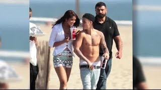 Shirtless Justin Bieber Gets Cozy With Model Yovanna Ventura | Splash News TV