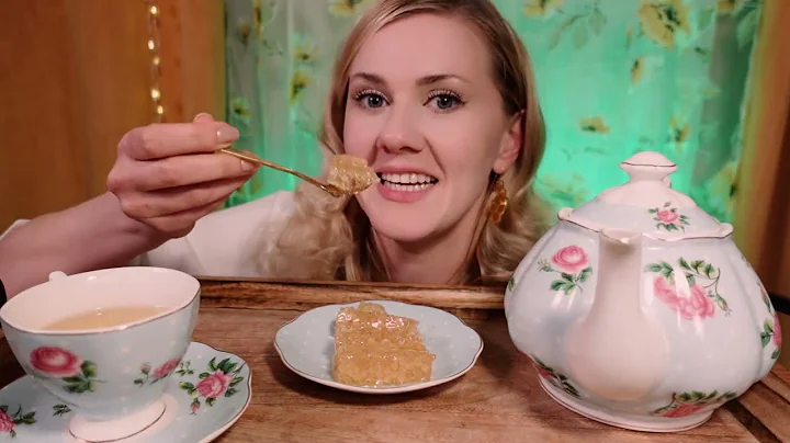 Honey comb eating🍯 Behind the scenes 🍯 Not asmr