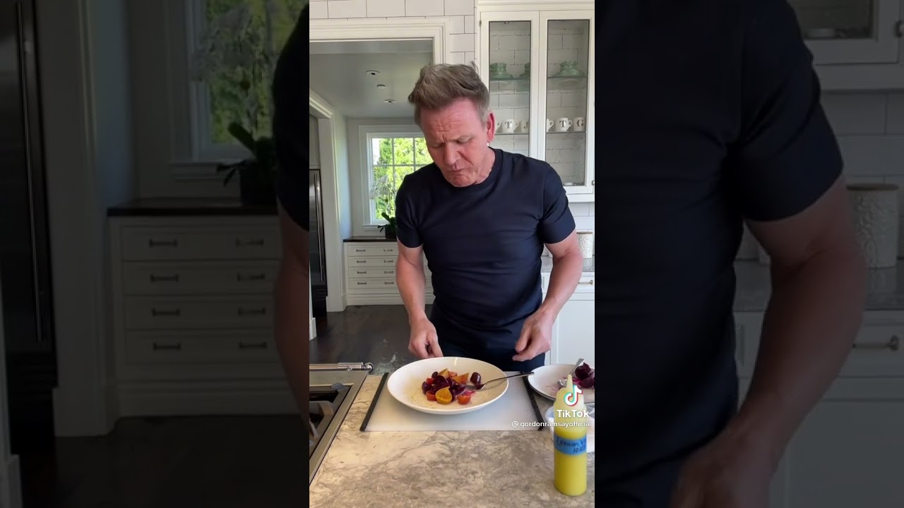 Gordon Ramsey doing the food dance 