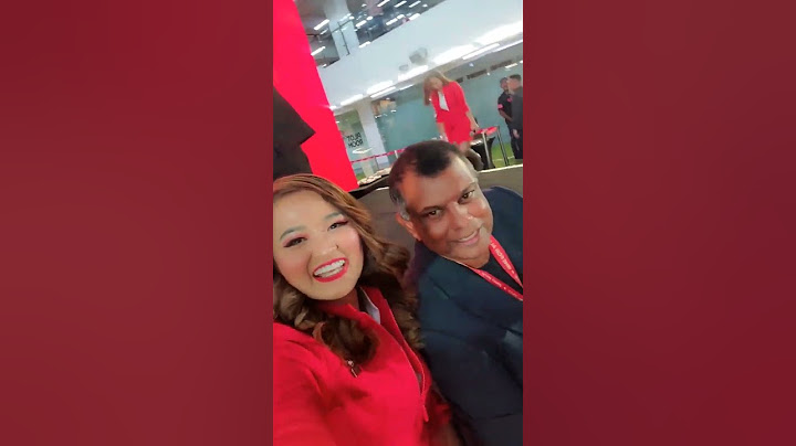 Coolest Boss!✈ #tonyfernandes #shorts #airasia #cabincrew #airasiacabincrew #graduation #gd2023