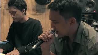 Indra Sinaga - Takkan Ada  (Live Acoustic)