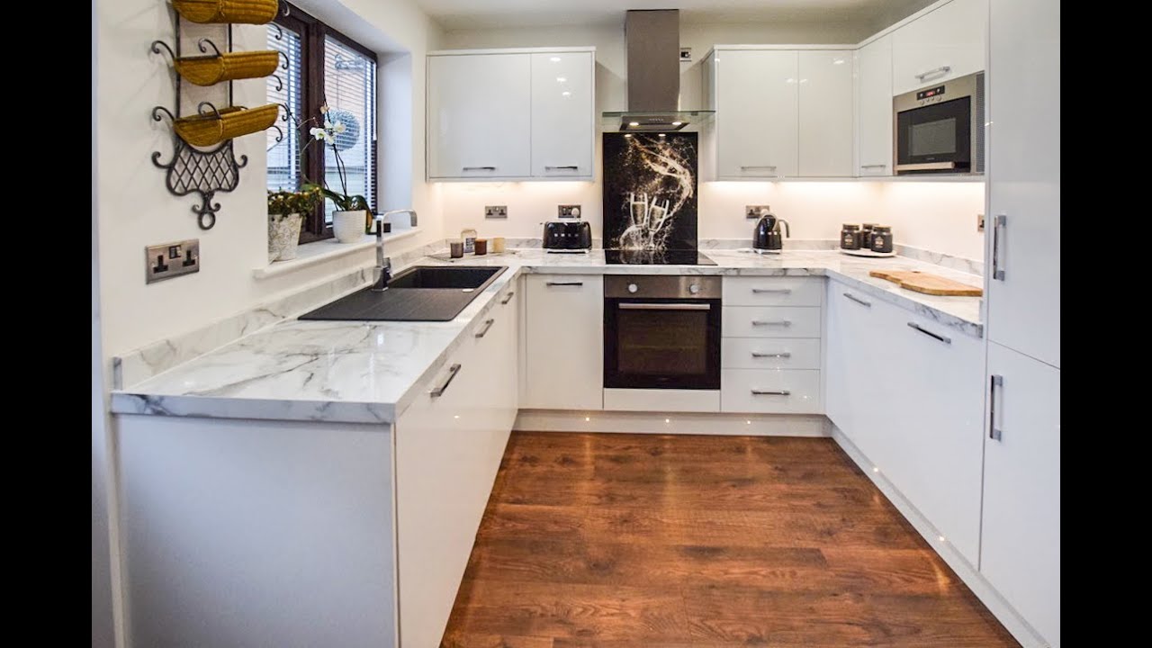 For Sale by New Oak Estates Meadowside Close, Wingerworth YouTube