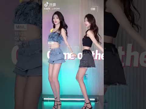 Video gái xinh tiktok mặc váy ngắn - youtube
