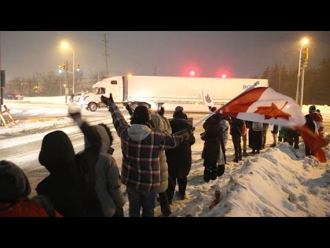RAW: Protesting trucker convoy rolls into Kingston