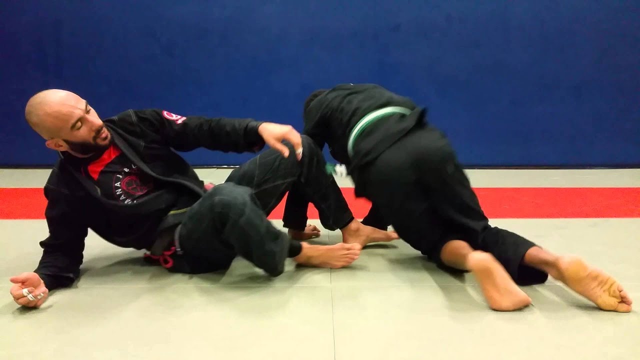 Prise de dos à partir de la demi garde par Samir Bensaid