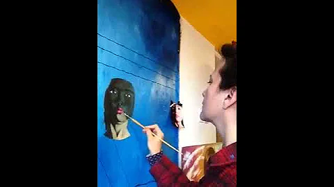 Patricia Carrasquilla working at her studio
