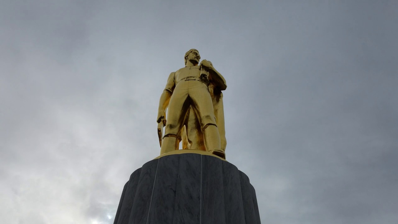 Oregon State Capitol. Salem. (Video from the top of the Capitol 4К)