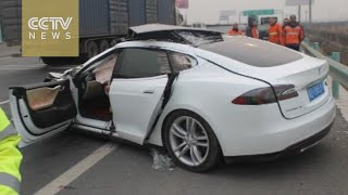Tesla is facing renewed scrutiny over the safety of its
“autopilot” technology after cctv broke news a fatal crash in
china that may have occurred whi...