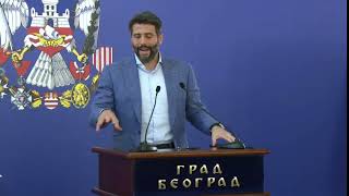 Šapić Se Opet Svađa Sa Novinarima I Izbegava Konkretne Odgovore Na Pitanja