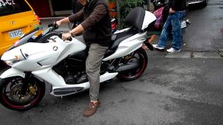 20111208 DN-01 交車 (5) 林店長