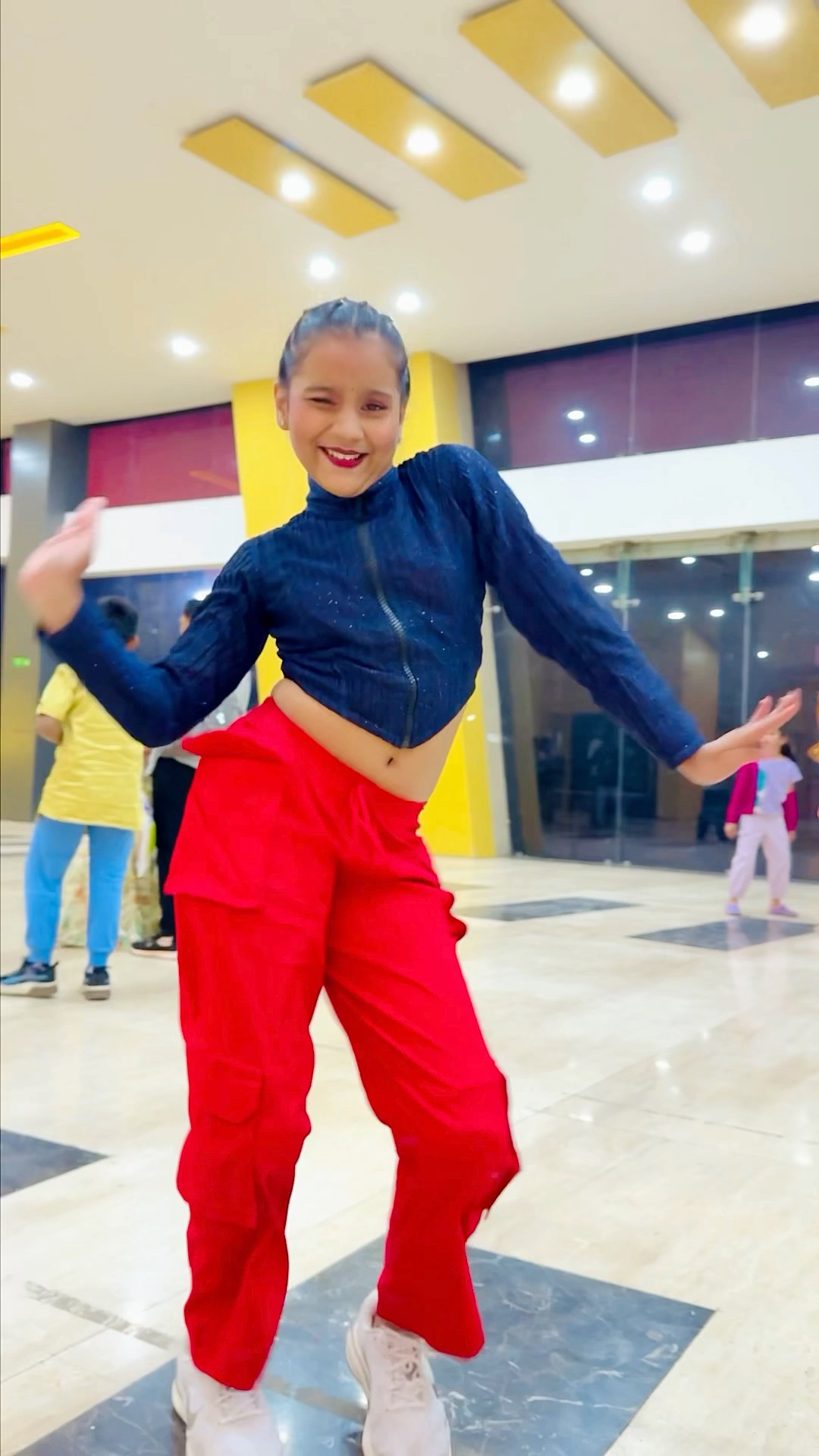 Thandi Thandi Pawan?❤️#nandini091013 #dance #shorts ￼