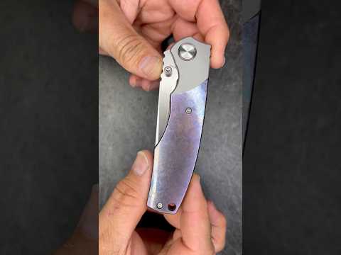 Vixino Bronto What A Beautiful Blade    