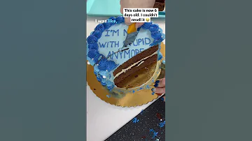 A customer ditched out on her cake and blocked me 🤦🏻‍♀️