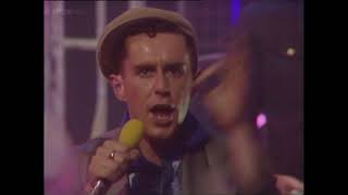 Frankie Goes To Hollywood - Two Tribes (World War III Edit) TOTP 1984