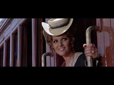 Il était une fois dans l'Ouest - L'arrivée de la ravissante Jill McBain à  la gare - YouTube