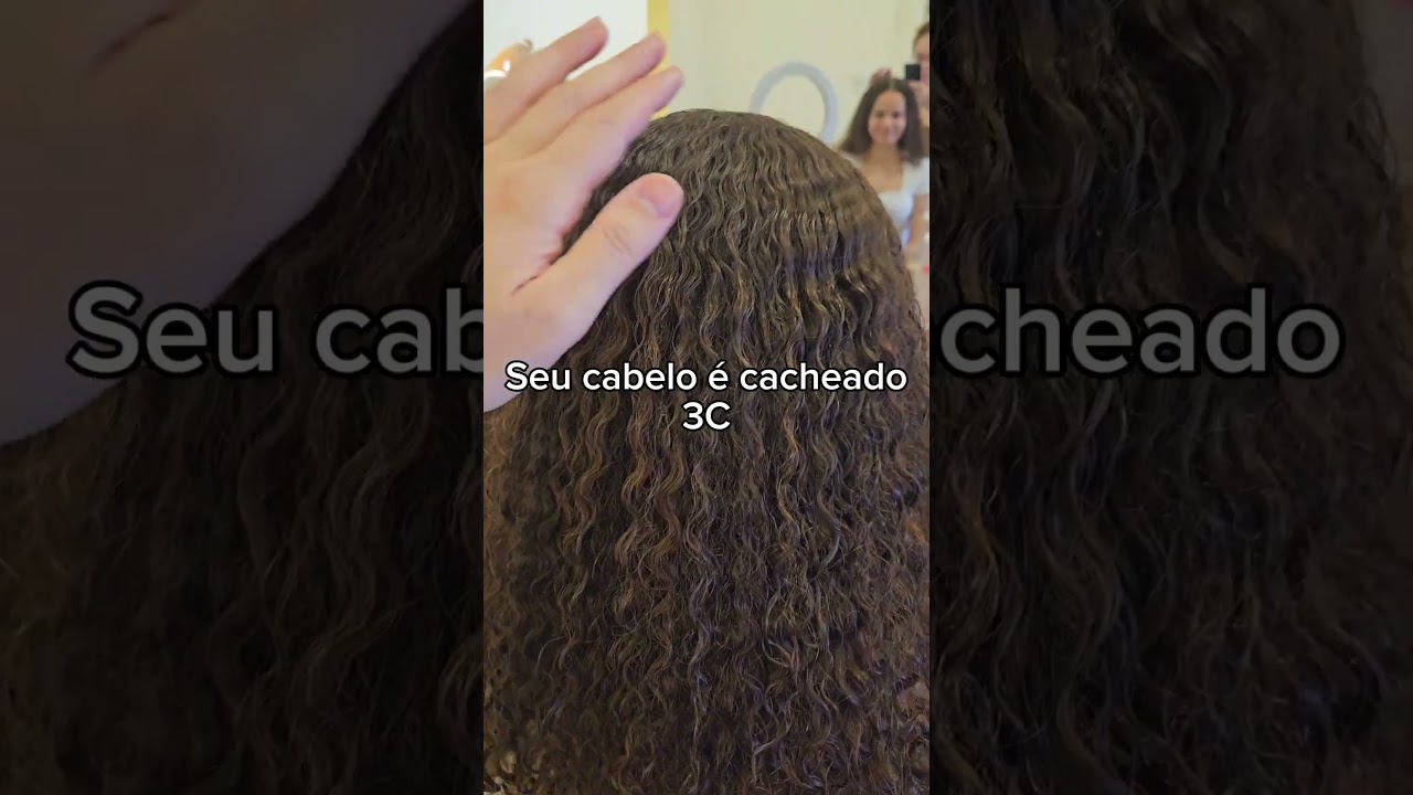 Cabelo cacheado 3C é assim 
