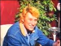 Capture de la vidéo Johnny En Interview Dans Sa Loge Du Palais Des Sports Pour Rtl Télévision (17.10.1982)