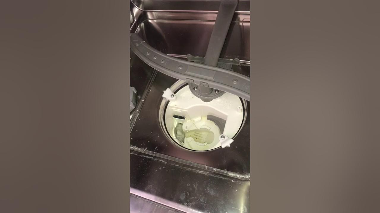 Vaatwasser pompt niet af, binnenkant YouTube